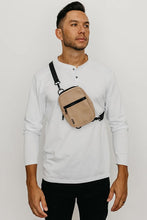 Load image into Gallery viewer, Jet Crossbody Sling
