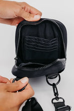 Load image into Gallery viewer, Jet Crossbody Sling
