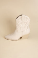 Load image into Gallery viewer, BLAZE WESTERN BOOTS
