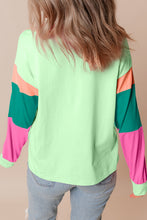 Load image into Gallery viewer, Green Colorblock Patchwork Long Sleeve Loose Top
