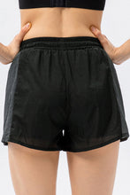 Load image into Gallery viewer, BETTY Color Block Drawstring Active Shorts
