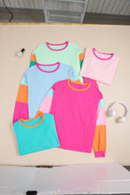 Load image into Gallery viewer, Green Colorblock Patchwork Long Sleeve Loose Top
