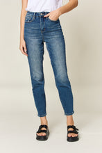 Load image into Gallery viewer, TUNDRA Judy Blue Full Size Tummy Control High Waist Slim Jeans
